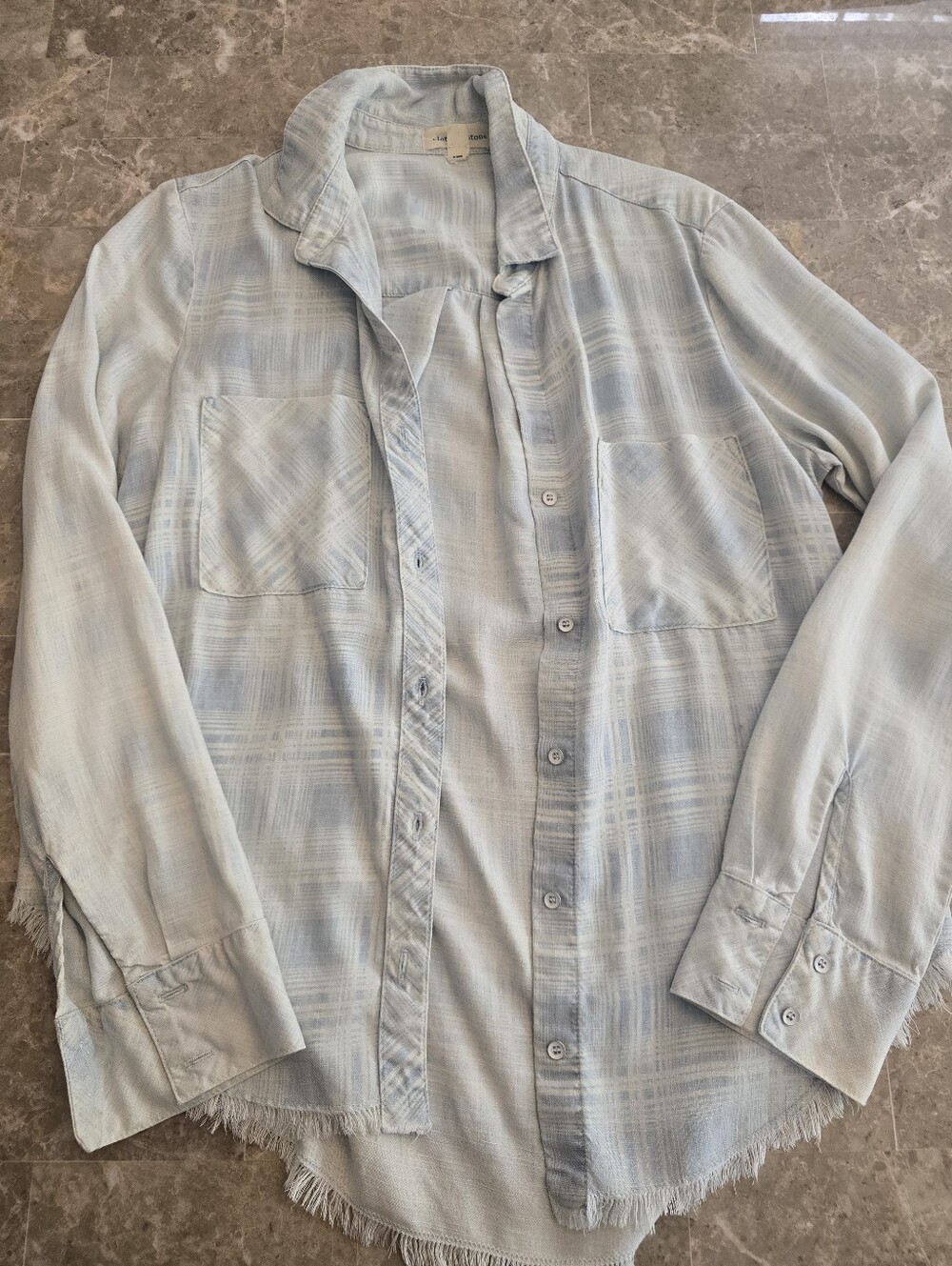 Cloth And Stone Washed Button Up Size Small - Picture 4 of 5